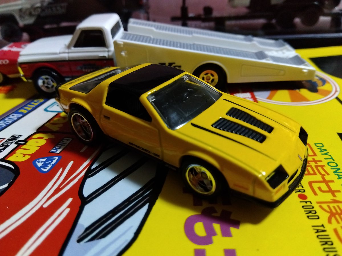 今1番アメ車🚗で買いたいIROC−Zカマロ✨何年か前の
