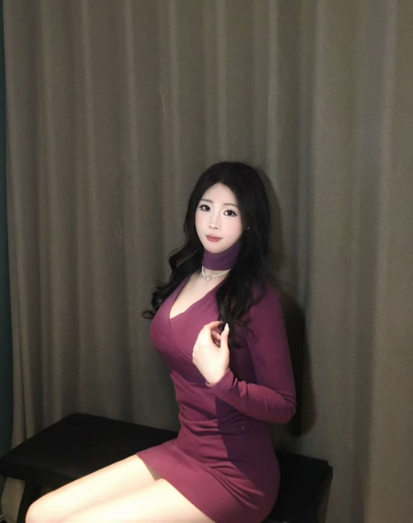 BetulMecir's tweet photo. 心有餘而力不足
#女大学生 https://t.co/or1FqgcEck