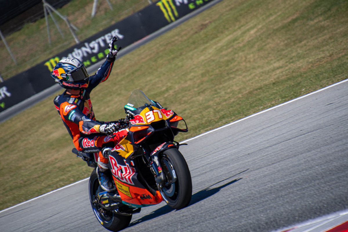 IvanJerezGP's tweet photo. Poleman⚡️ https://t.co/ACzKhyuSjq