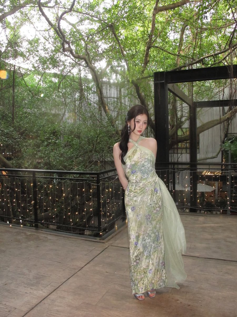 yu shuxin pics tweet media