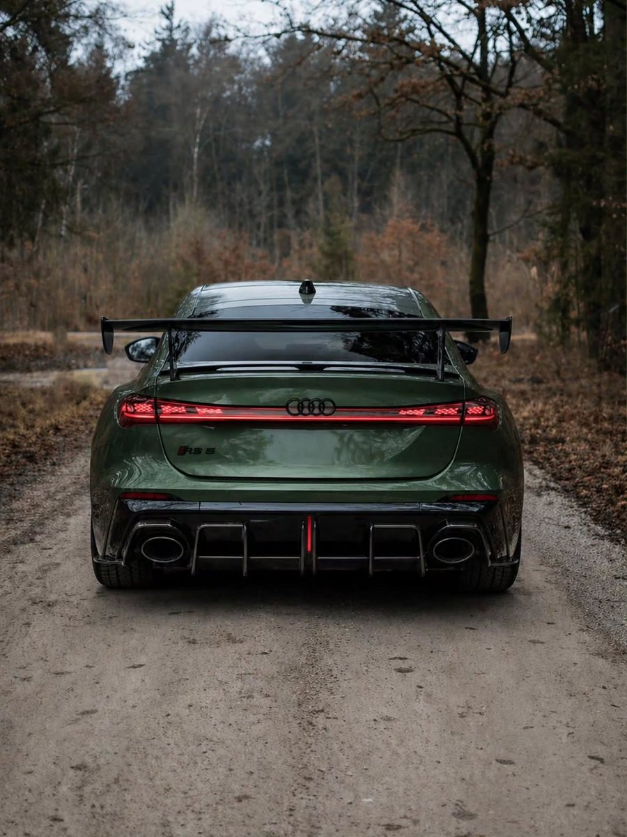 audi_only's tweet photo. New RS5 😈🔥 #Audi #RS5 https://t.co/bxUNG7iv1z