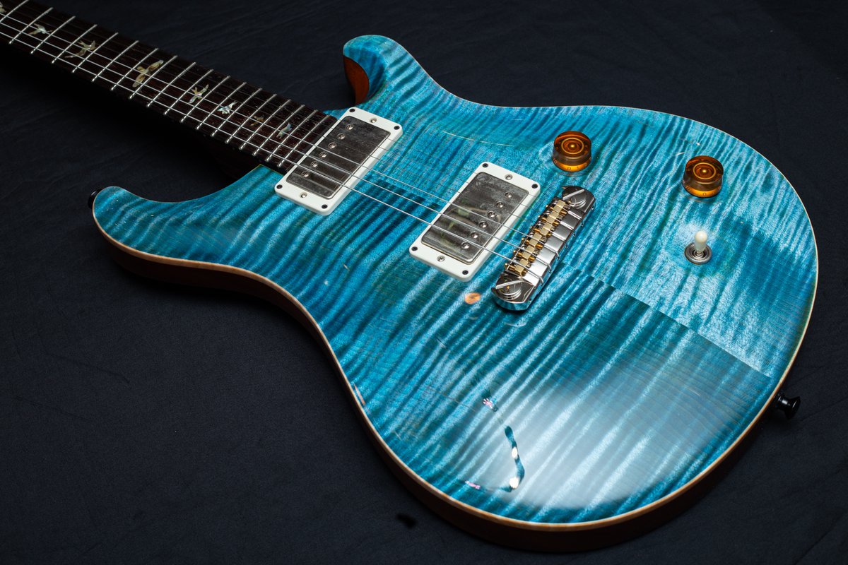 ElevenGuitars tweet media