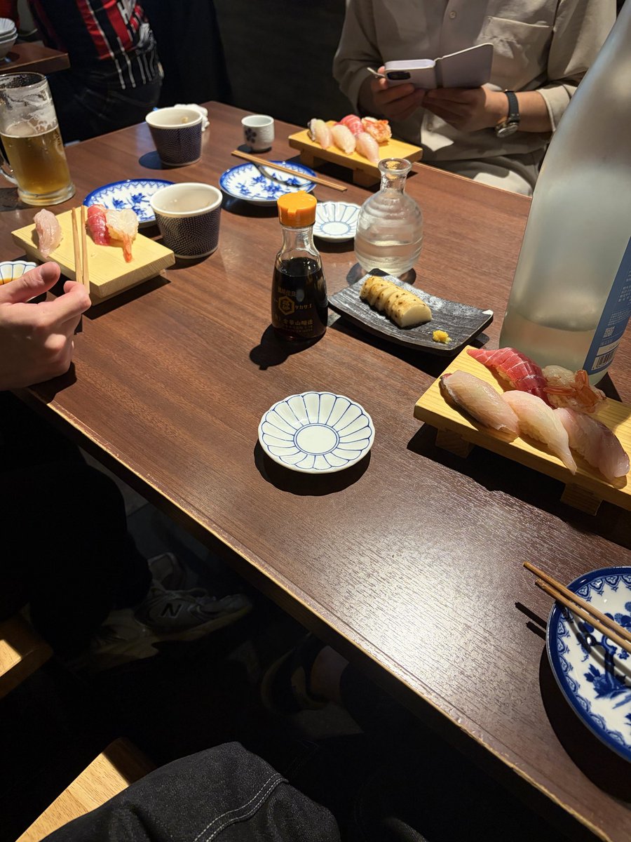 アイテム tweet media