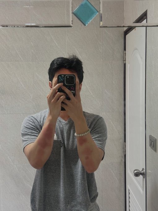 ทเวนตี้🎱 tweet media