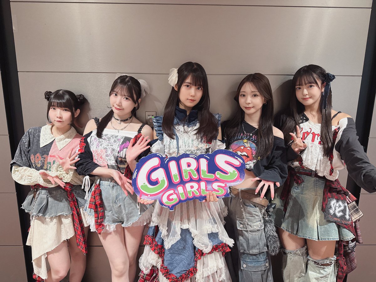 5/16(土) TOKYO GIRLS GIRLS extra!! @ EBiS303 続いては… 月に足跡を