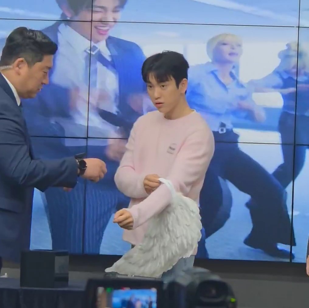구우 tweet media