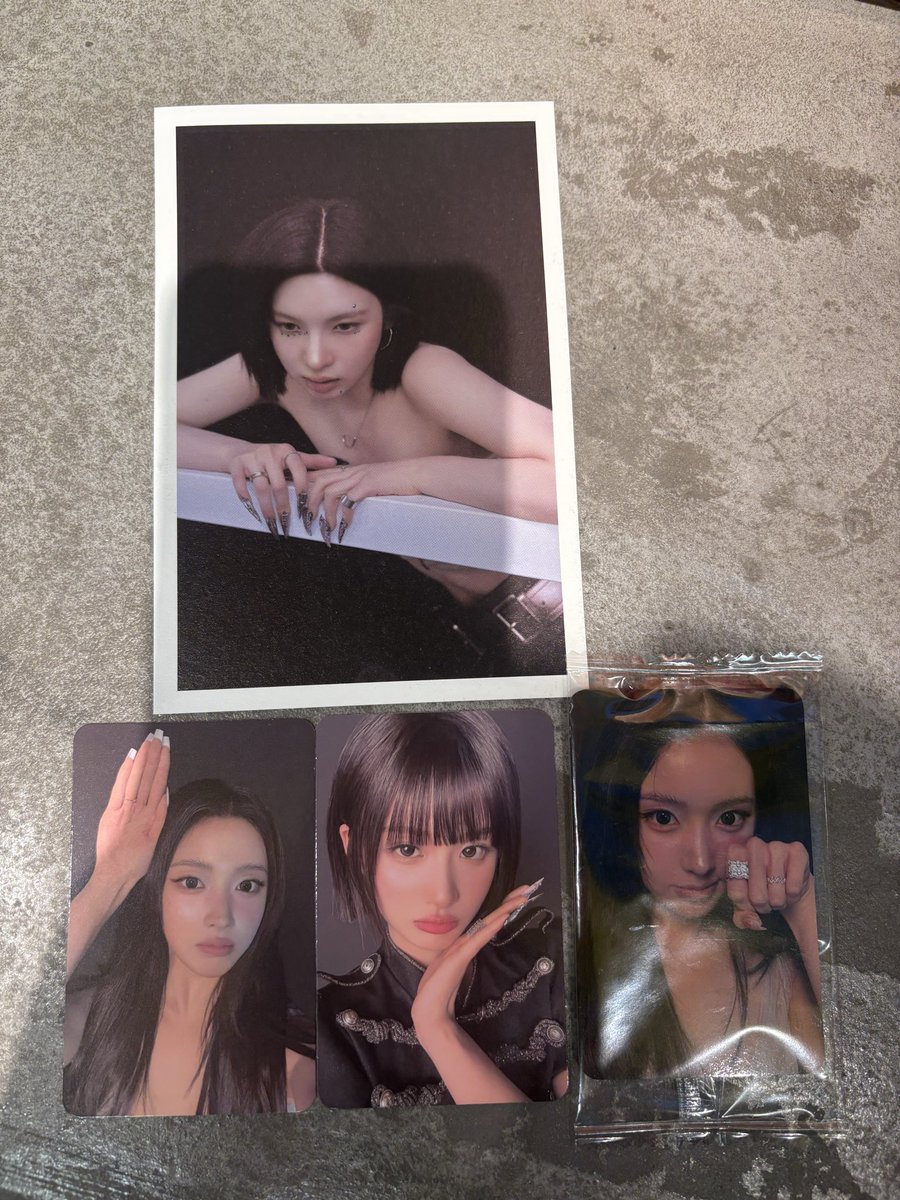 hz_ads's tweet photo. NMIXX Heavy Serenade タワレコ 特典 トレカ ポストカード 交換

譲 画像 ジウ、ベイ、ソリュン
求 ギュジン

8/9 イルコン手渡し＞都内手渡し希望
お気軽にお声掛けください🙇‍♀️ https://t.co/PeEILhV1TU
