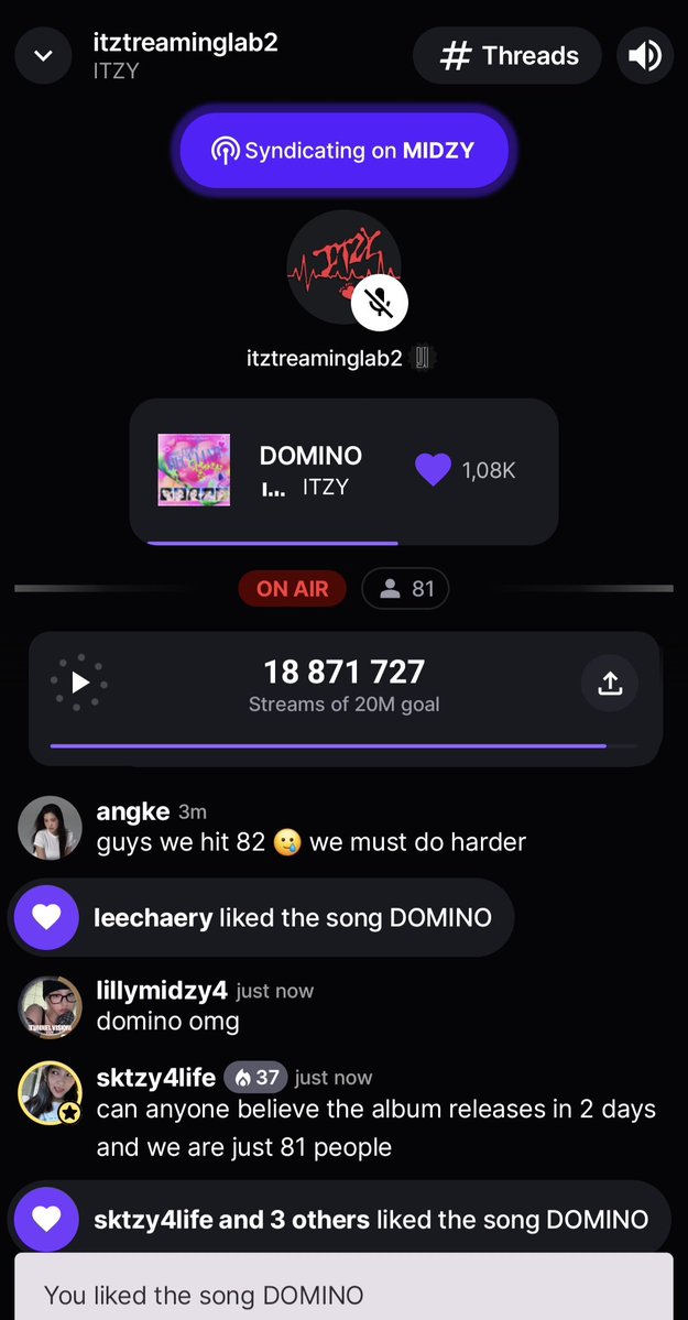 love itzy💞 tweet media