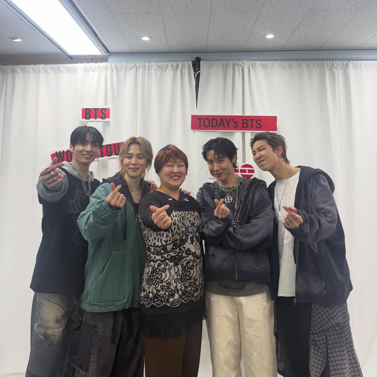 BTS Charts News tweet media