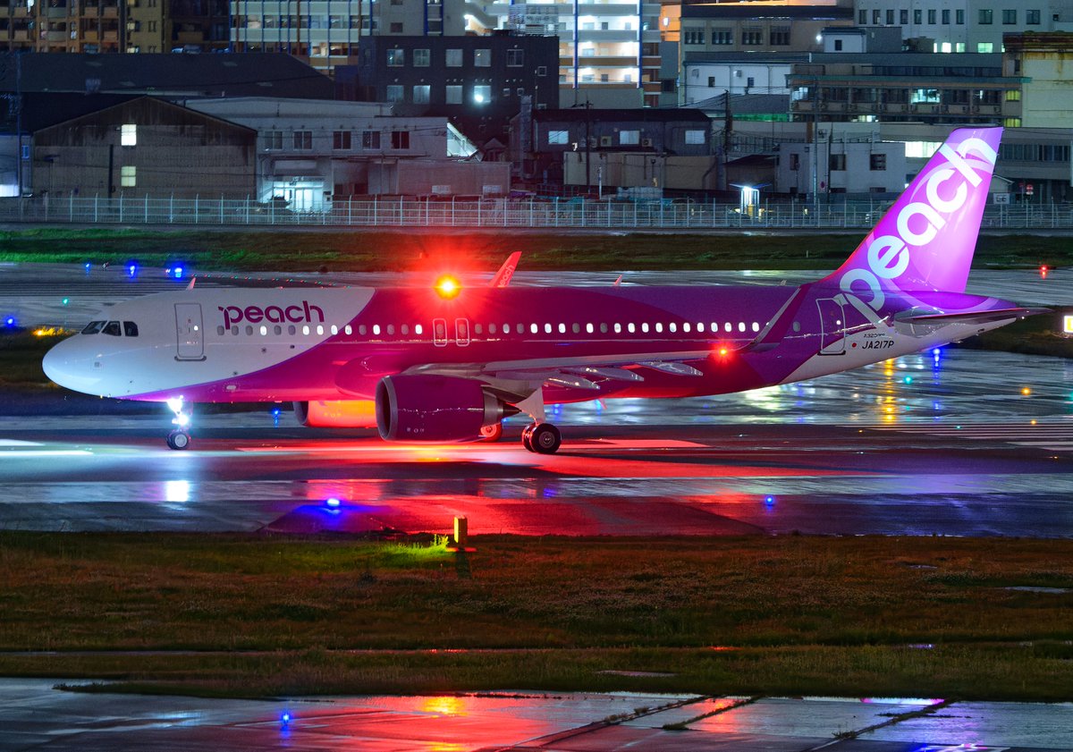 JA217P A320-251N (A20N) Peachi (MM/APJ) Fukuoka Airport (RJFF/FUK