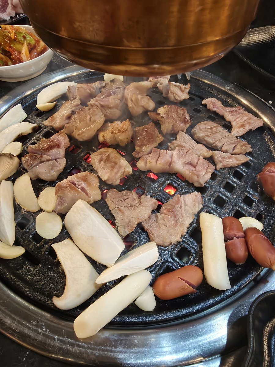도한 DOHAN tweet media