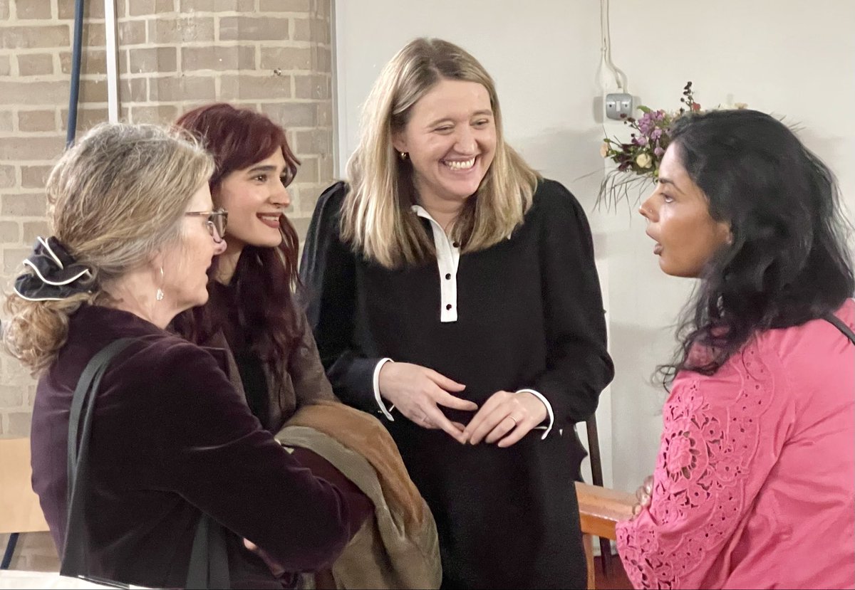 Georgia_Gould's tweet photo. Yesterday women from different faiths across my constituency gathered to talk, connect and mobilise around our shared support for a #MillionActsOfHope

The voices driving fear, hate and division are increasingly noisy. But there is so much quiet kindness, hope and unity in our communities. 

These community leaders made plans to make those quiet voices louder and show that hope can beat fear. 

https://t.co/LNsi9EkxGU