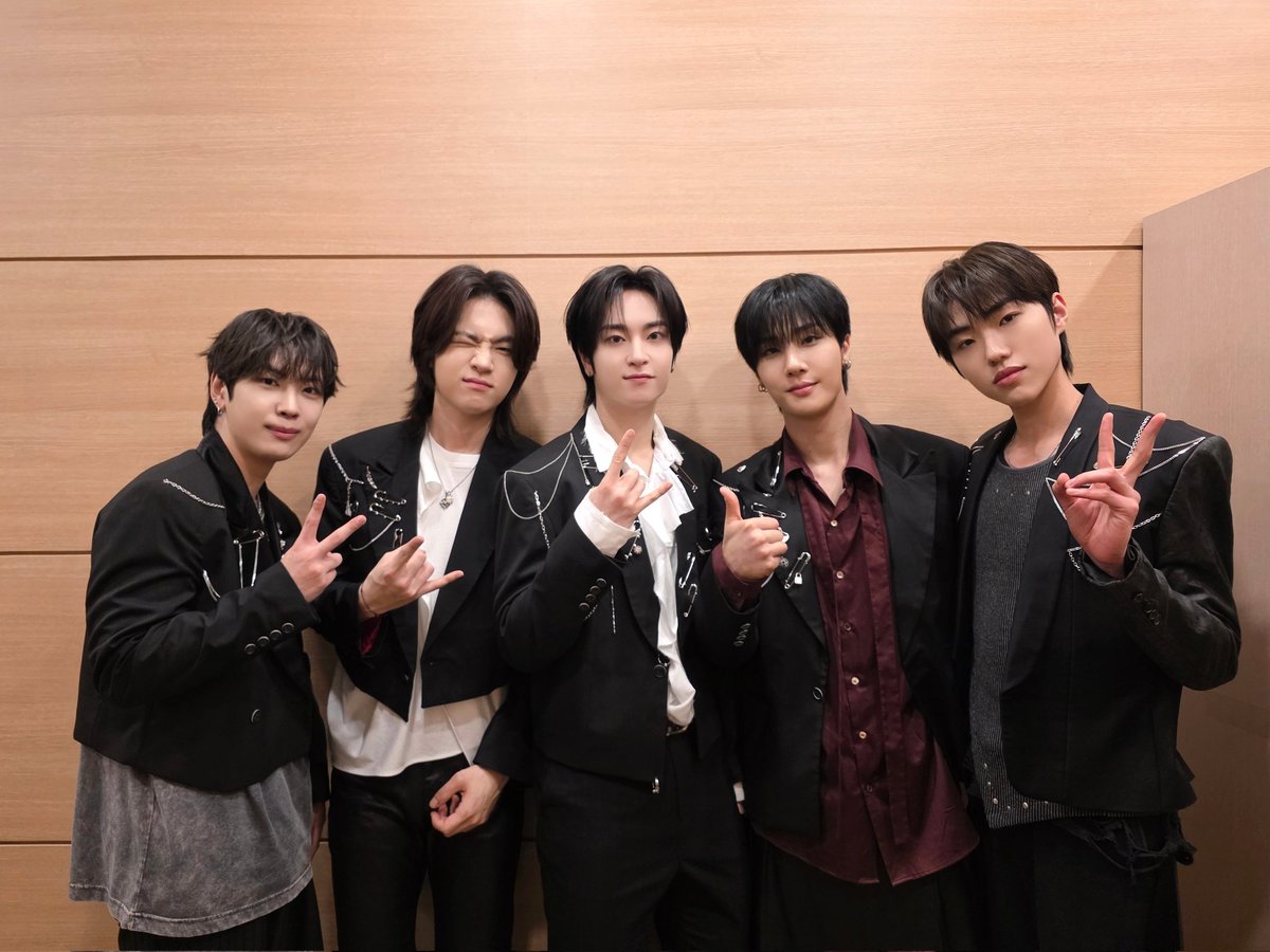 CATCH THE YOUNG (캐치더영) tweet media