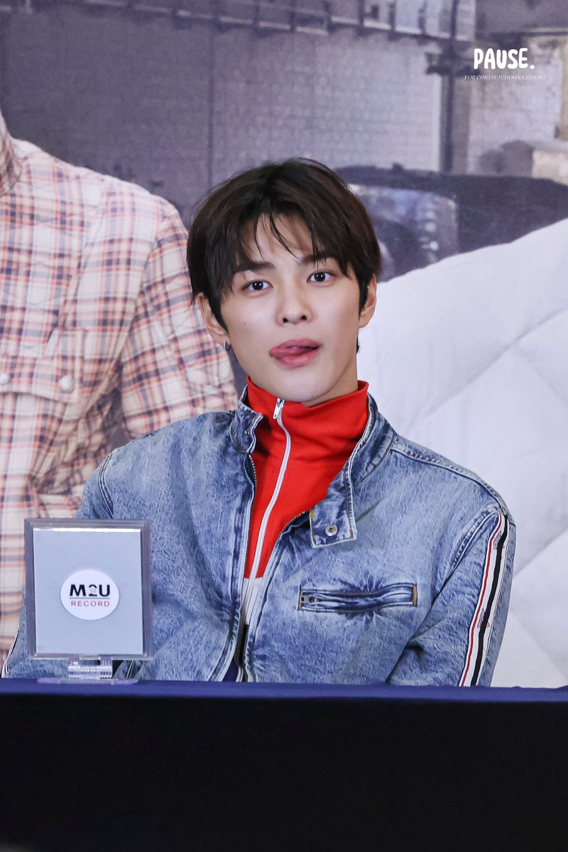 𝐏𝐀𝐔𝐒𝐄. tweet media