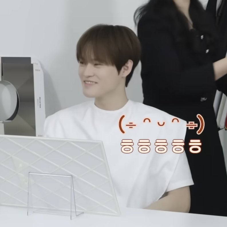 티디 tweet media