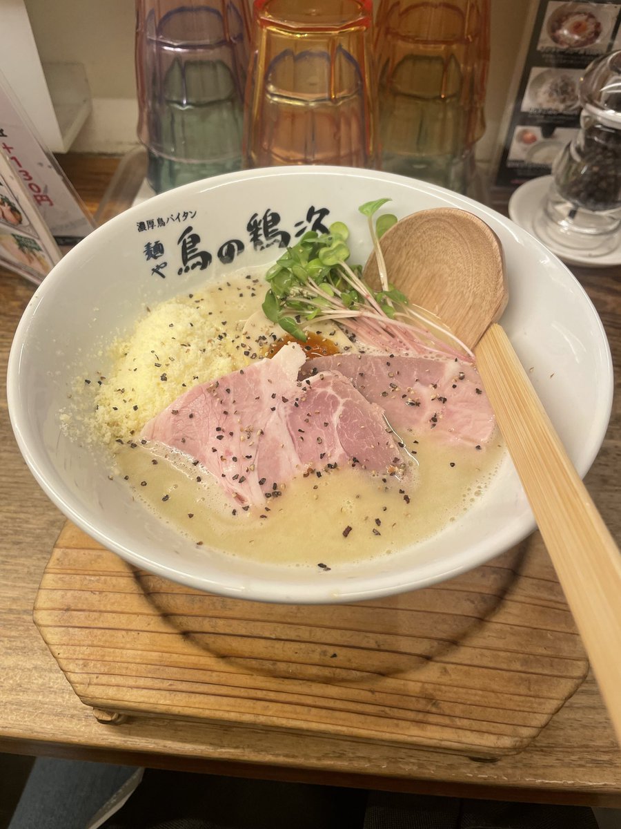 HCM0117's tweet photo. でもこのSNSで求められてるのはこっちだと思いました https://t.co/ShaKre4F8M