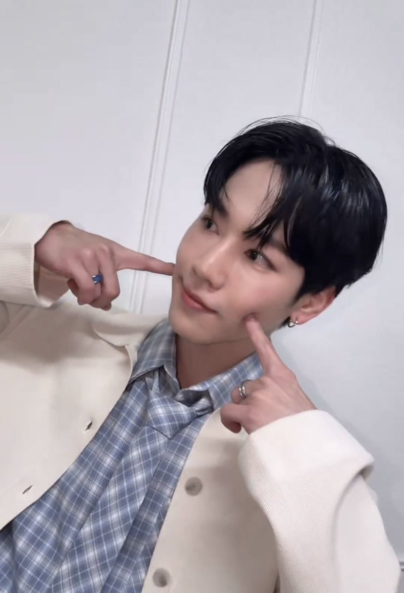 🐣 ft.ม๋าบ้อกแบ้กᡣ𐭩ᵕ̈ tweet media