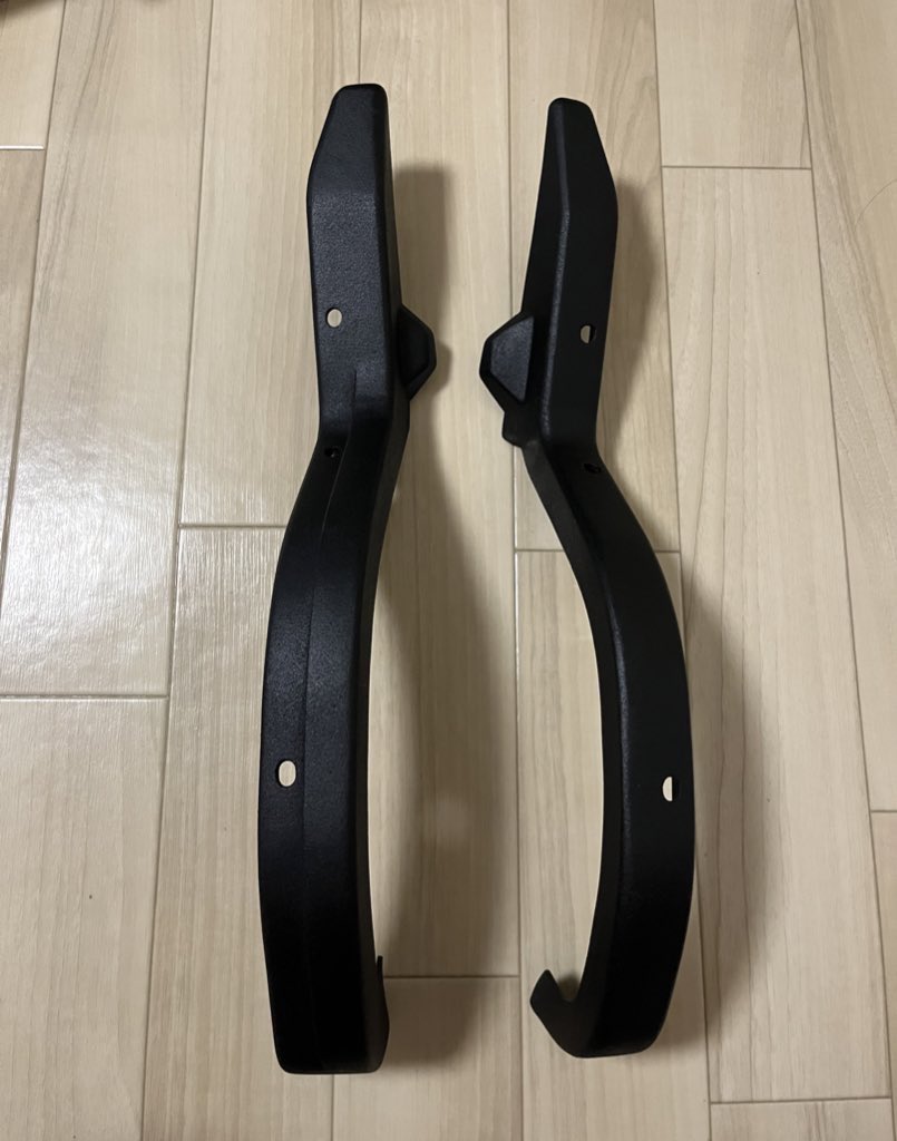 aygm_chanp's tweet photo. 【ご案内】
JACへ持っていくサンプルは
①3S用クランクプーリー(確定)
→私の車両にも取り付け済み
②トランクヒンジカバー(確定)
③クオリタートウィンカーレンズを再現したクリアウィンカーレンズ(調整中)
④スマホ用台座(取り付けたもので確認、他の部位は写真にて)
これら当日確認できます！😁 https://t.co/Y7CgYjPPOR