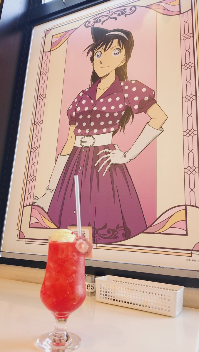 youko012's tweet photo. 今日コナンカフェ行ったら、蘭姉ちゃんの席に通された😭
このタイミングで悲しい… https://t.co/dgydvsbjBh