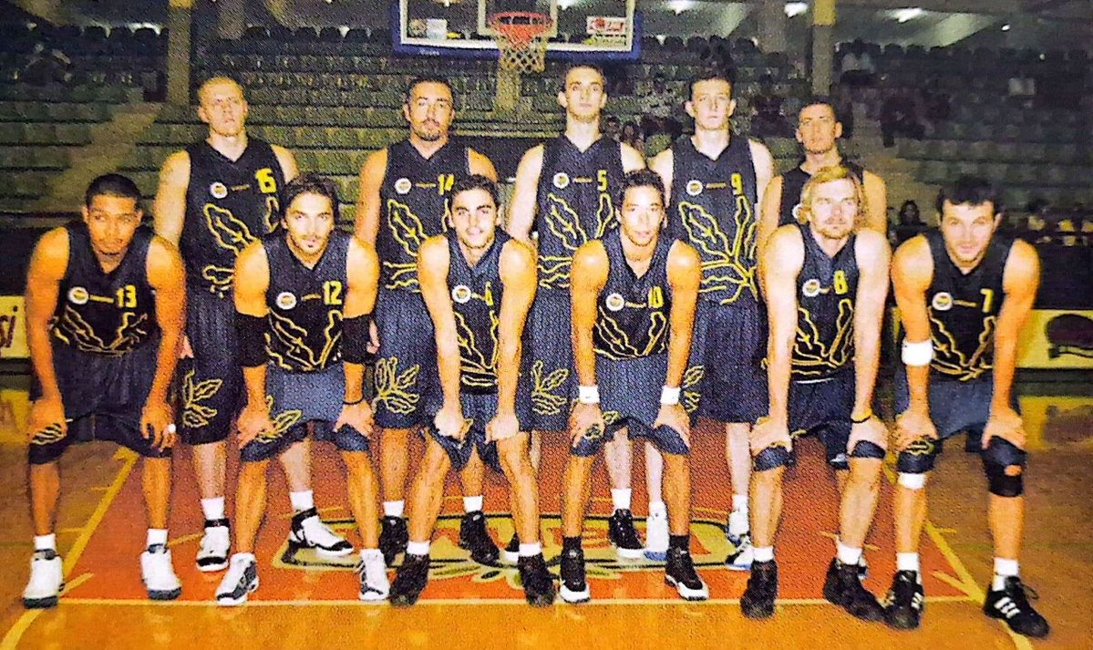 Basket Feneri 🌟 🌟 🏀💛💙🏆🏆 🇹🇷🌟🌟🌟🏀🏆🏆🏆 tweet media