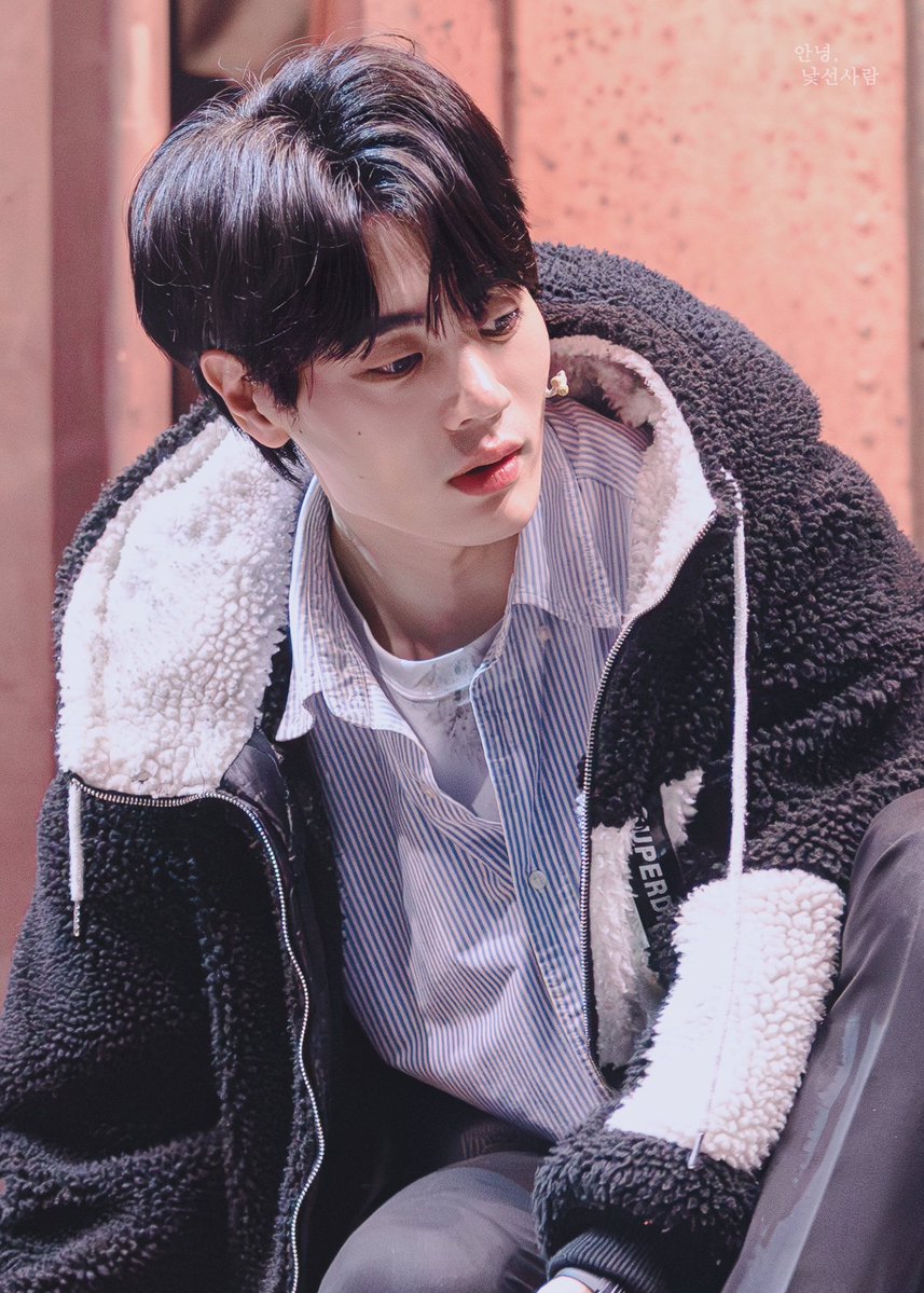 안녕, 낯선사람 tweet media