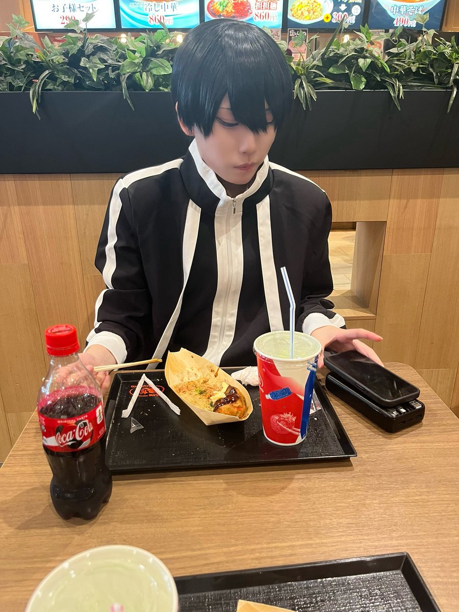 普徠 tweet media