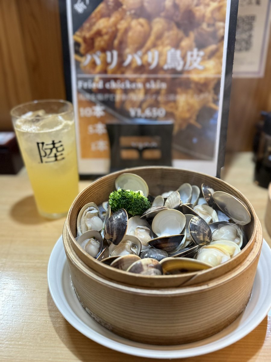 あき tweet media