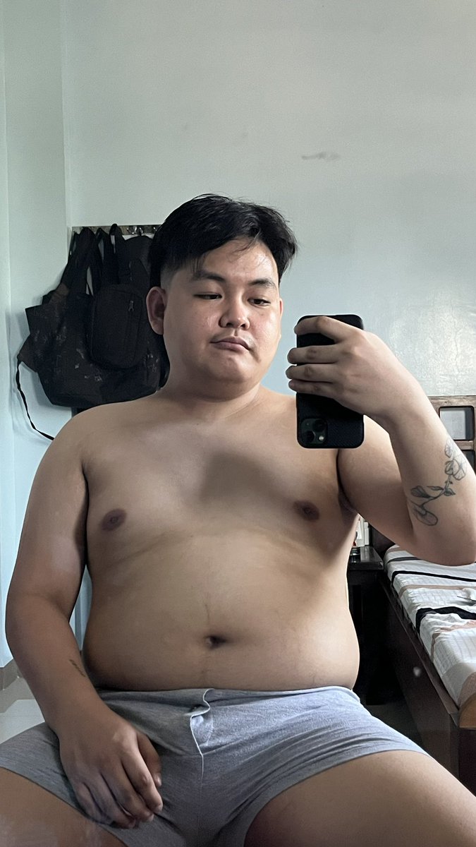 cdjsev's tweet photo. Ang init https://t.co/5qbracyJ8Y