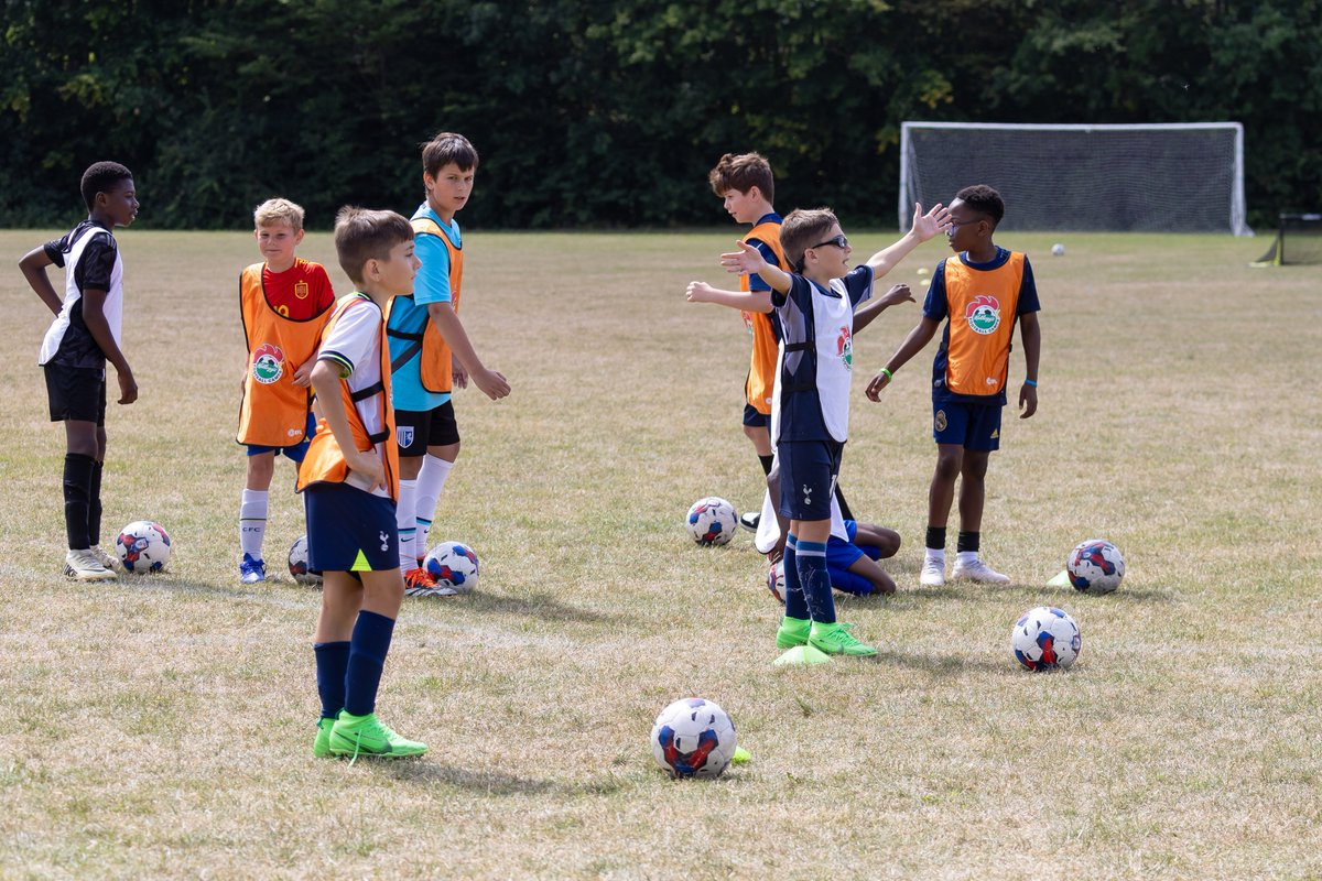 TheGillsFC's tweet photo. Our popular Soccer School sessions are returning later this month to Beechings Cross. ⚽️

These are open to boys and girls, aged 5-14. 

You can book online in just a few clicks ⤵️

https://t.co/xh3yQ46QPH

#ActuallyGills https://t.co/Ftl77crXiE