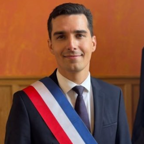SIRÈNES tweet media