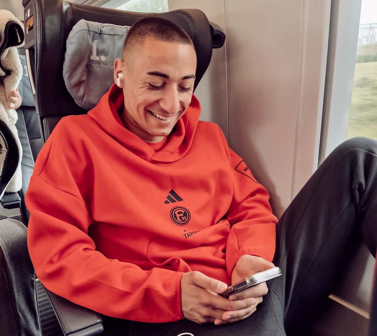 Fortuna Düsseldorf tweet media