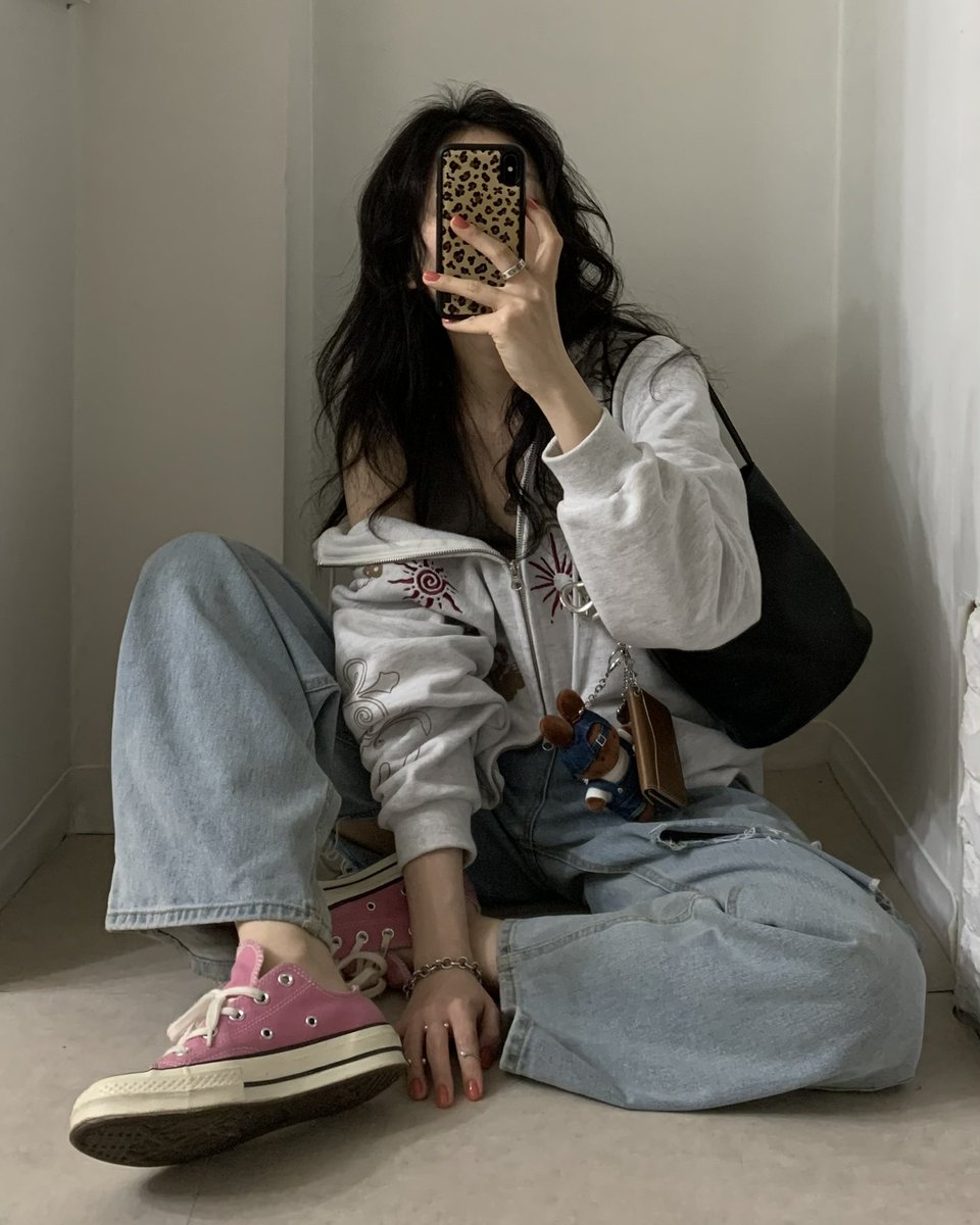 솔 tweet media