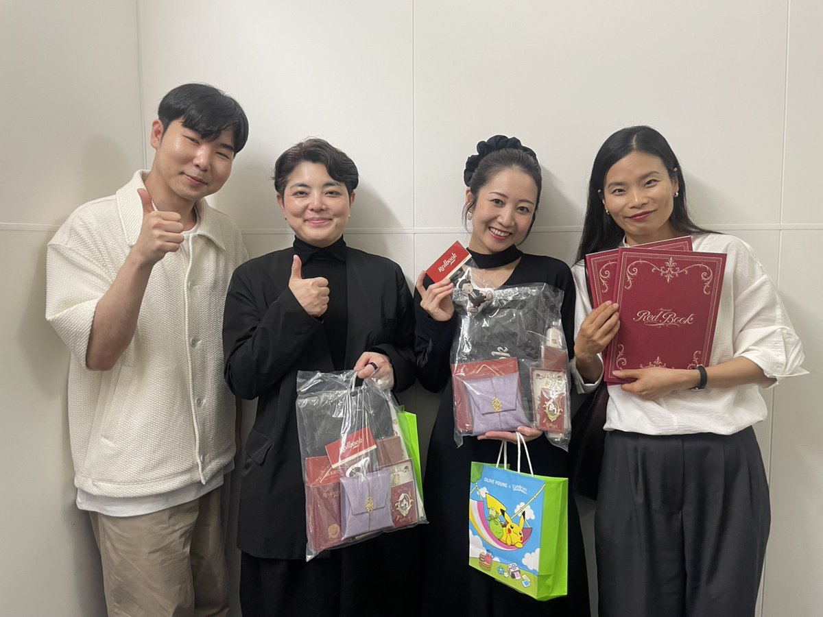 ミュージカル『レッドブック〜私は私を語るひと〜』 tweet media