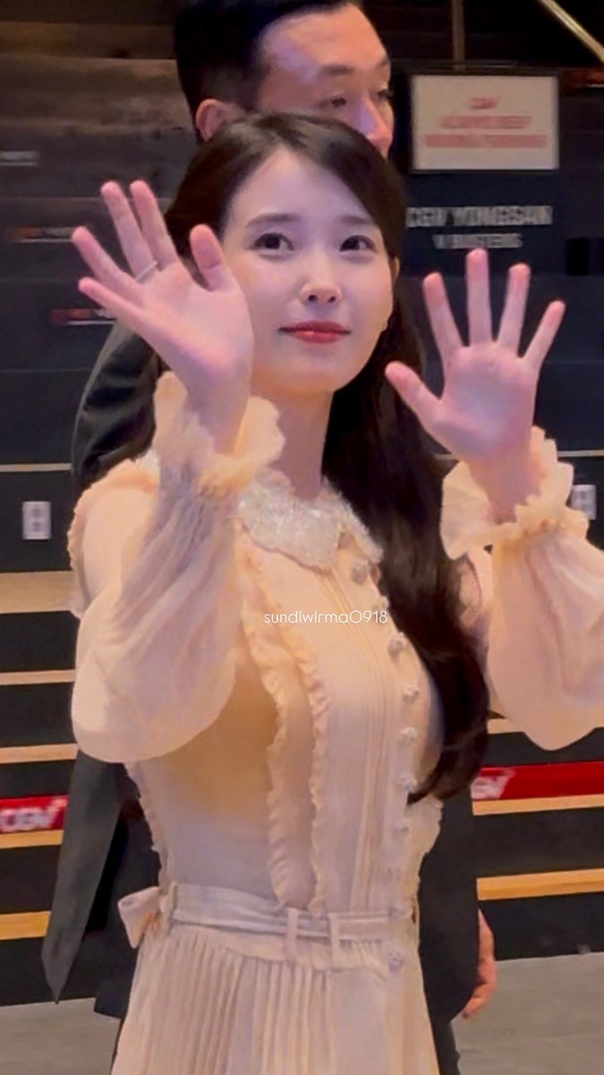 써니 tweet media