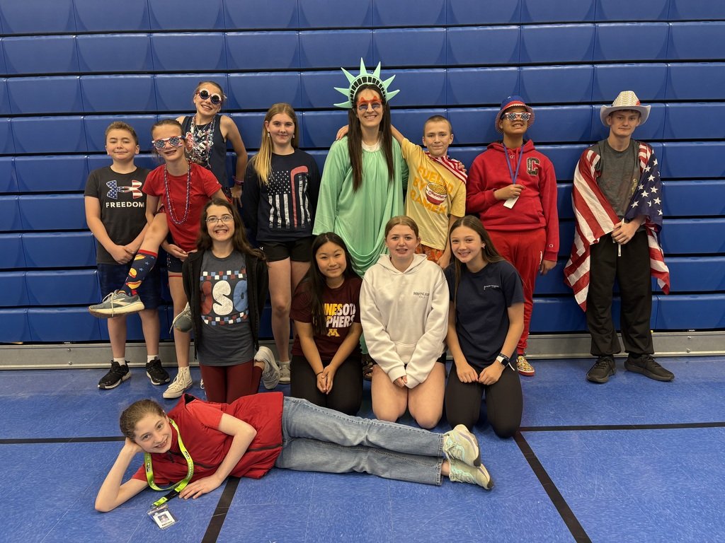 AberdeenSMS's tweet photo. 🎂🎁Happy Birthday America❤️🤍💙 https://t.co/i5pvBPQLFz