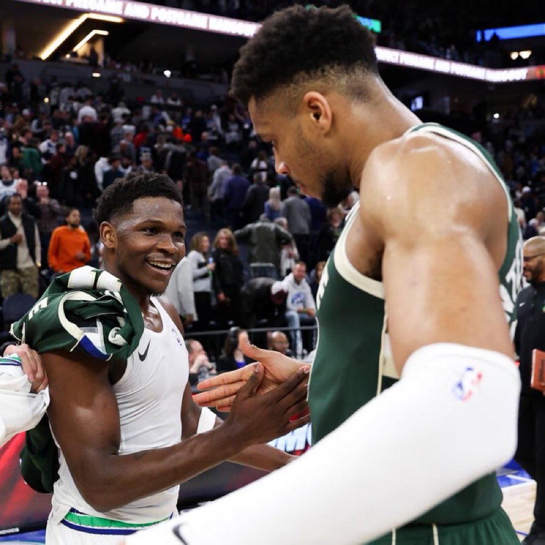 Fullcourtpass's tweet photo. The Timberwolves are expected to re-engage in Giannis Antetokounmpo trade discussions while also looking at other options, per @JonKrawczynski 

(https://t.co/Ts8VBD8fFH) https://t.co/swGSTYZ6js
