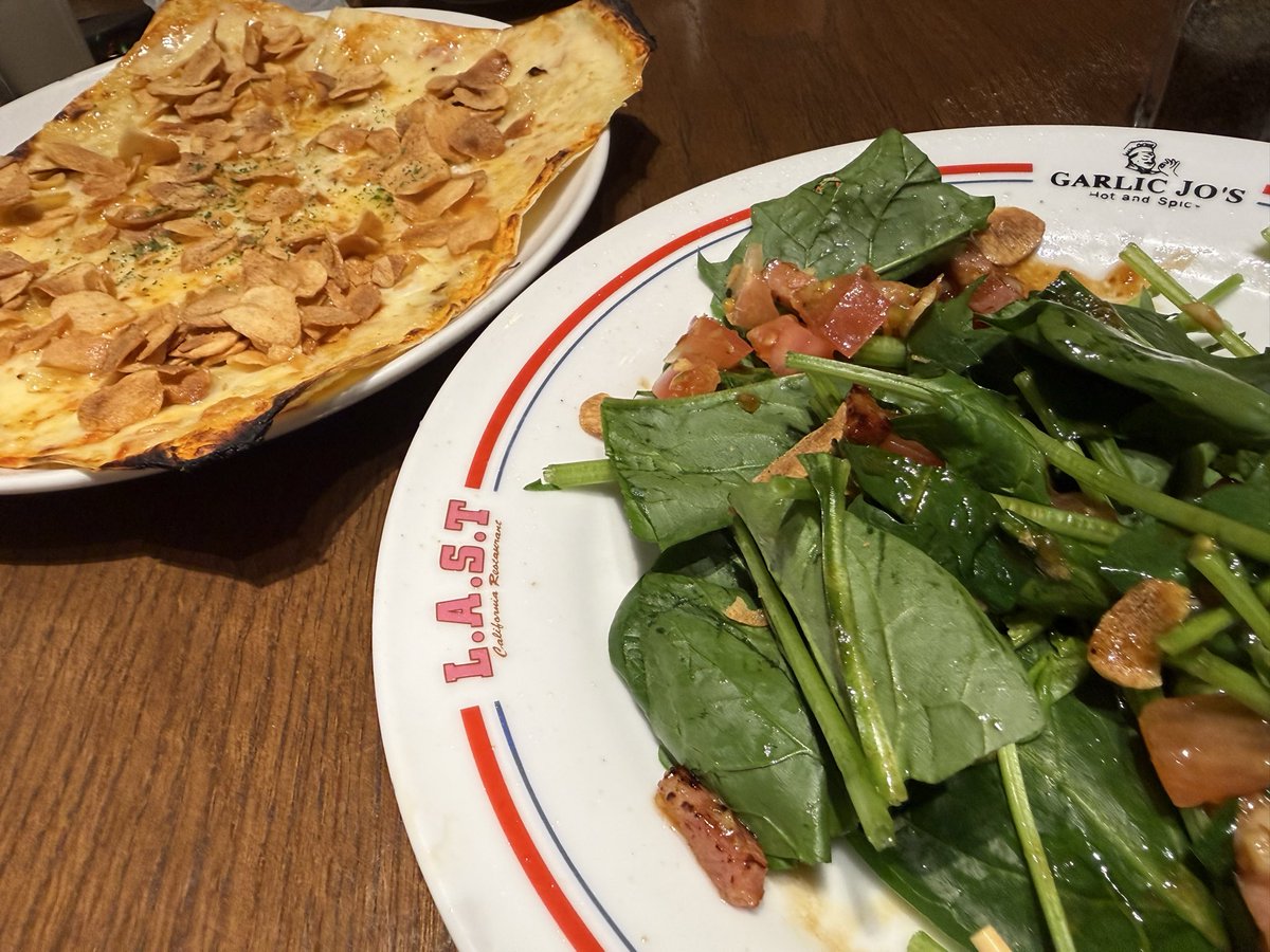 kunabdfe's tweet photo. 川崎の地下のガーリック専門店？のあそこで食べた。 https://t.co/qFy7GALgEw