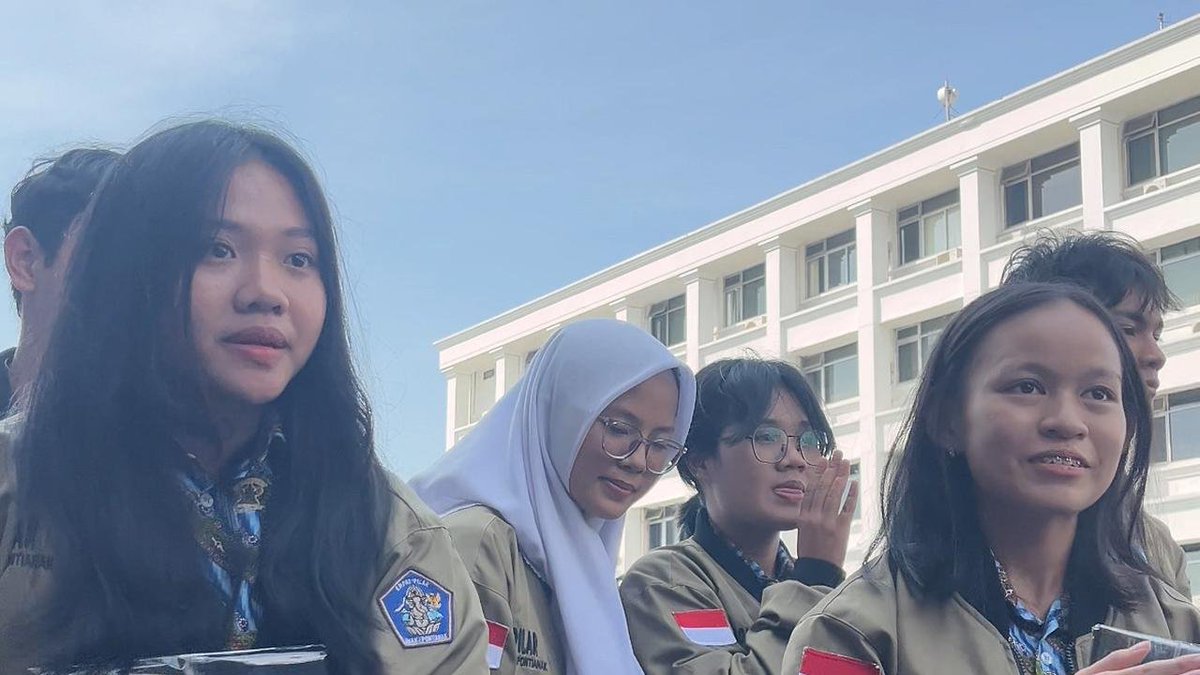 Lambe Saham tweet media