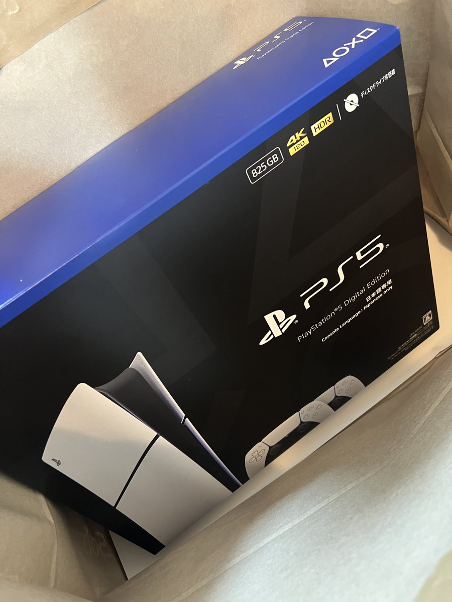 _y_ork's tweet photo. ビックカメラに行ったら偶然Switch2の在庫がありました。ウキウキでレジに行き、「Switch2とボーダーランズ4をください」と言いました。「ボーダーランズ4はプレステ版しかないですけど大丈夫ですか？」と言われたので、「じゃあSwitch2いらないです」と言って、PS5を買って帰りました。 https://t.co/z0r6gnbFJ2