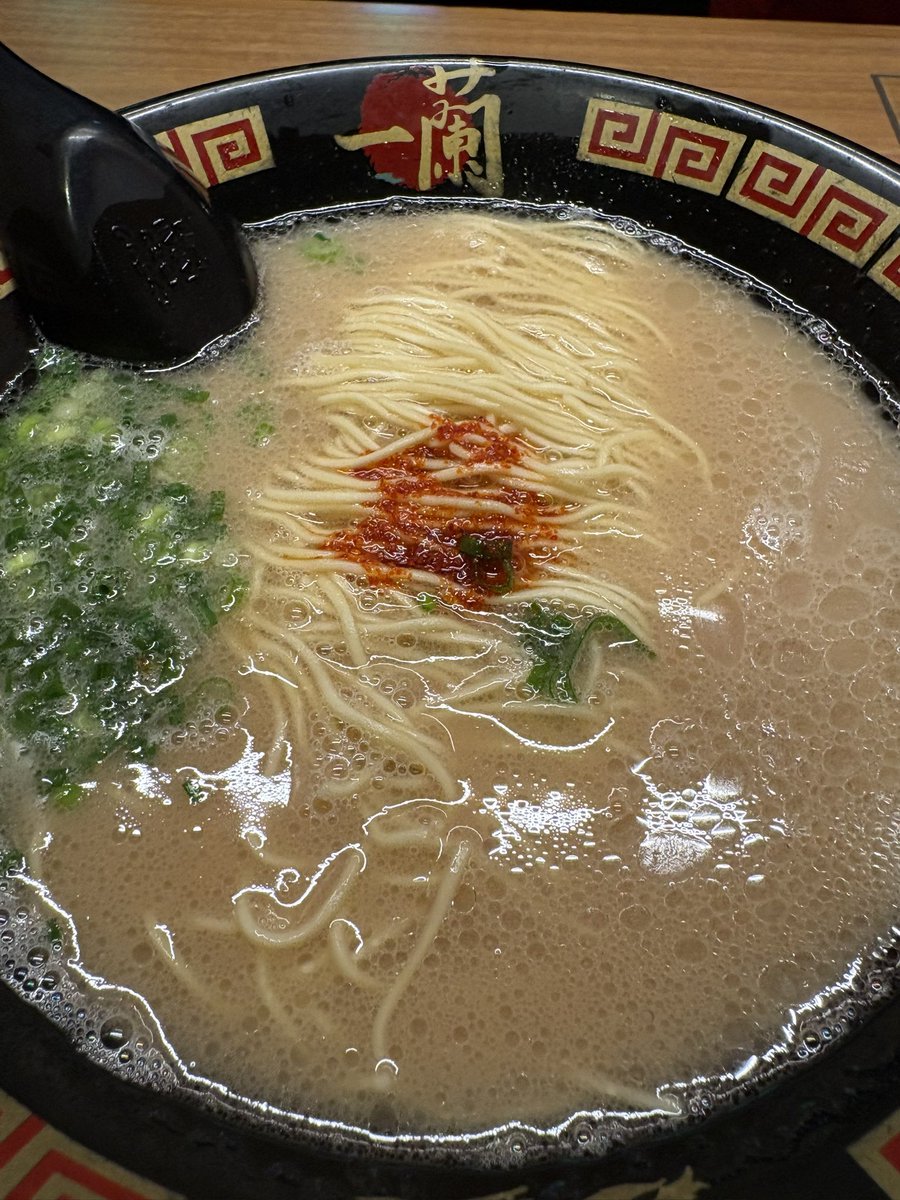 axcel0901's tweet photo. 一蘭なう https://t.co/KO1sYO7ef6