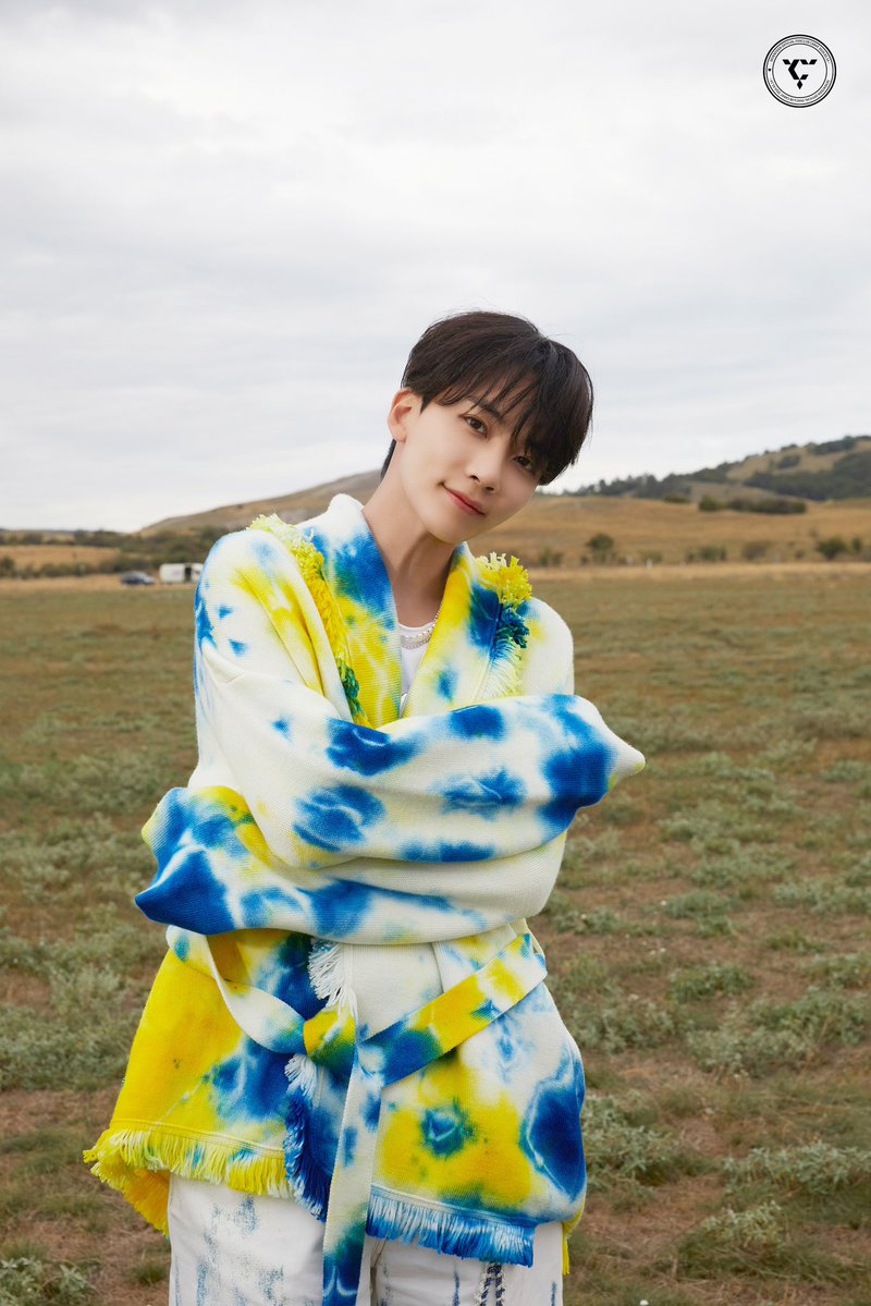 마요 tweet media