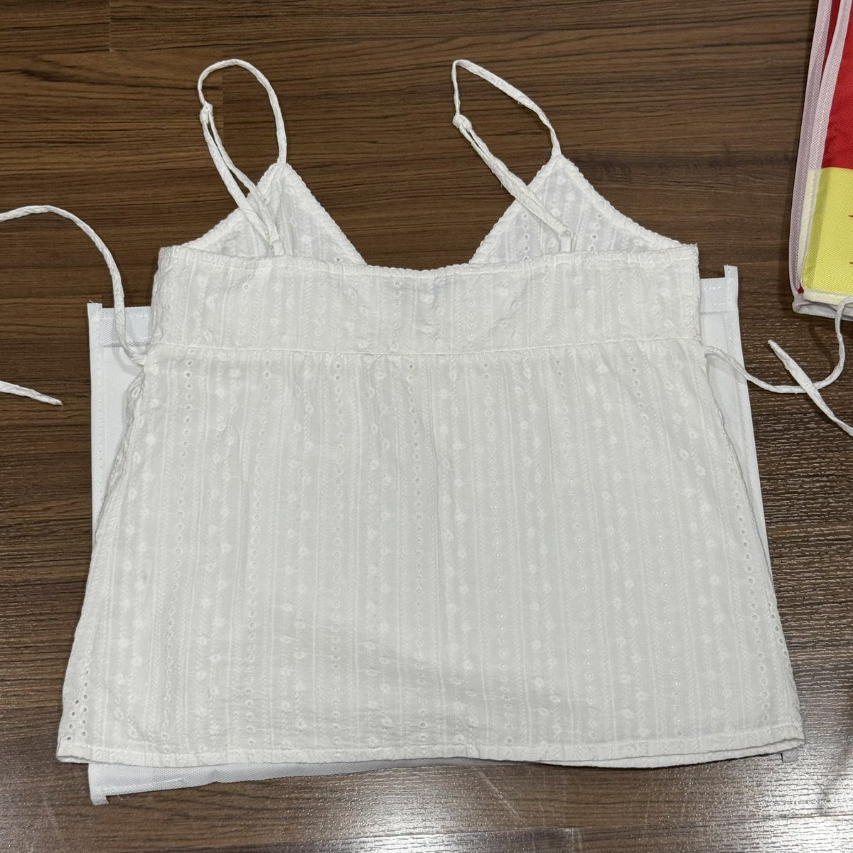 achreview's tweet photo. ส่งต่อ Brandy melville | Edith Pointelle Tank {มือ1 ซักเก็บ มีแท็กป้ายครบ}🐰

🧺สีขาว / one size อกได้ถึง42“ ยาว 17

🎀price : 770.- (+free shipping)

#ส่งต่อเสื้อผ้า #ส่งต่อเสื้อผ้ามือสอง #ส่งต่อเสื้อผ้ามือ2 #เสื้อผ้ามือ2 #เสื้อผ้ามือสอง #ส่งต่อstylistshop #ส่งต่อbrandymelville https://t.co/3rRcuKn7qP