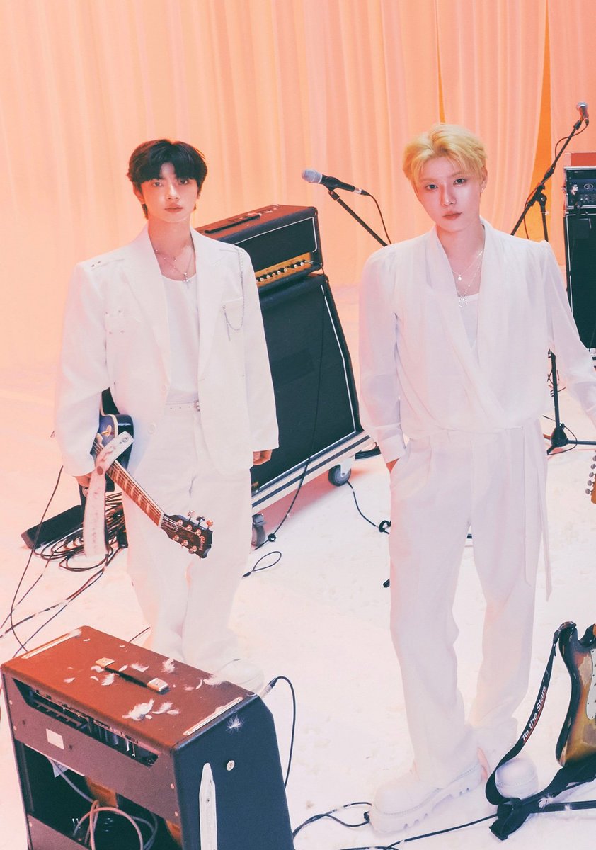 마레 tweet media