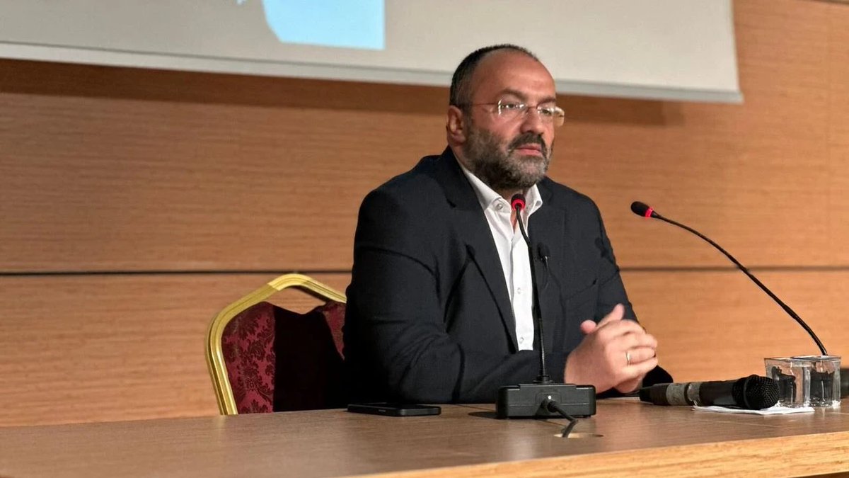 Selâmi Haktan tweet media