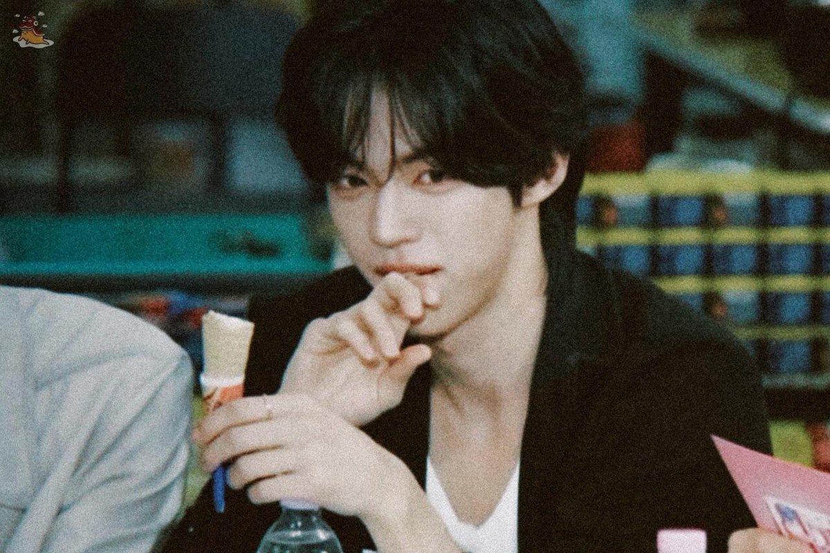 SOC-IE 💛 ˚☽˚.⋆ tweet media