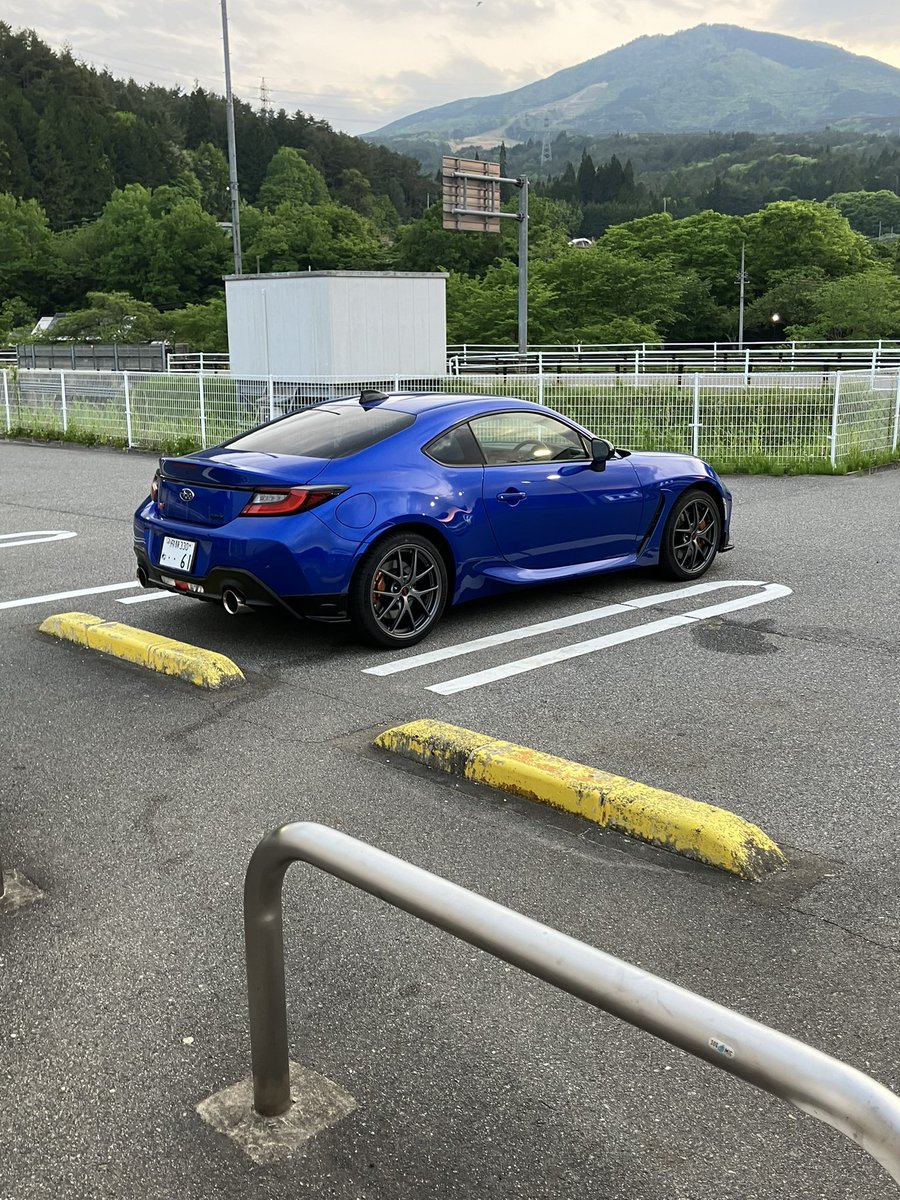 ひろ tweet media