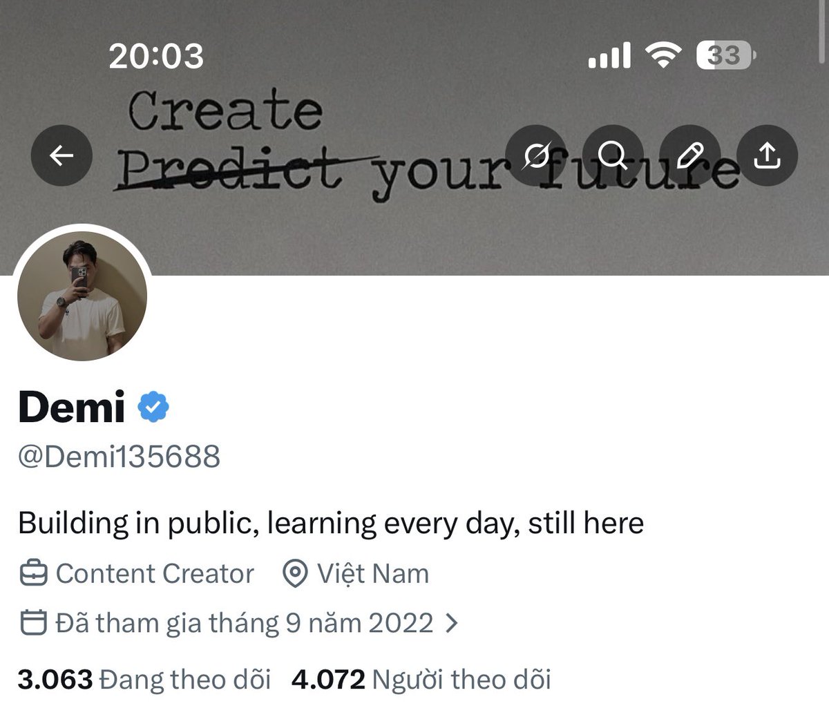 Demi tweet media