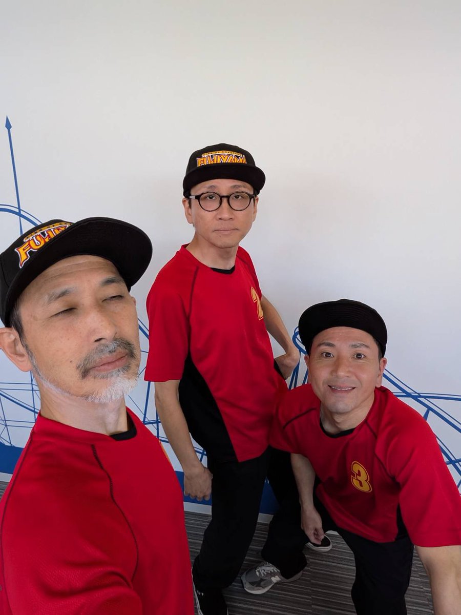 マグ万平 tweet media