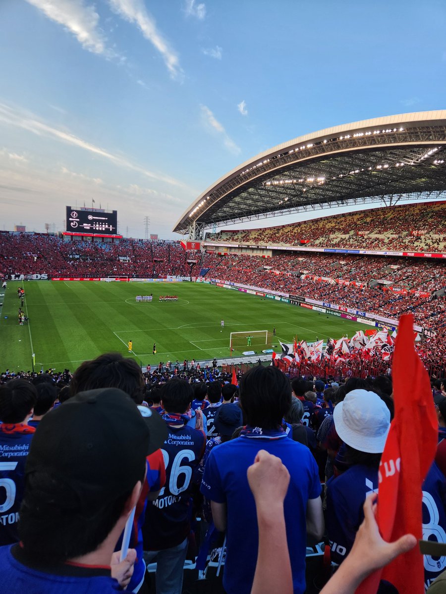 Xr8ffS's tweet photo. 正直埼スタでのPK戦ってアウェー側ホーム側とかって関係ないんじゃないかって思えた。 https://t.co/9hqXyAuT5h