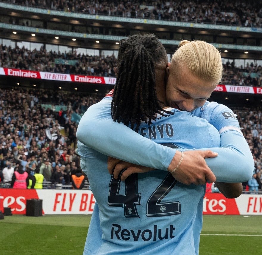 Sunshyn MCFC tweet media